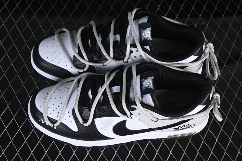 All categories Nk SB Dunk Series Nk SB Dunk Low High-end customized low-top sneakers Nike SB Dunk Low straps Anniversary high-end customized low-top casual sneakers DD1391-100